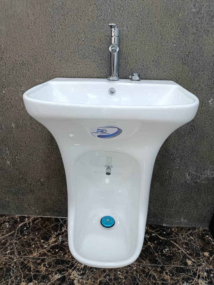 حوض أرضي من منتجات راما الصحية