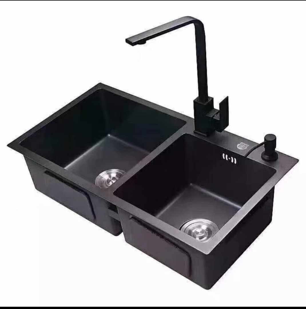 حوض مطبخ أسود مزدوج من منتجات راما